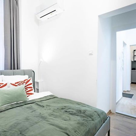 Central - New - Comfy Ac Studio Budapest Bagian luar foto