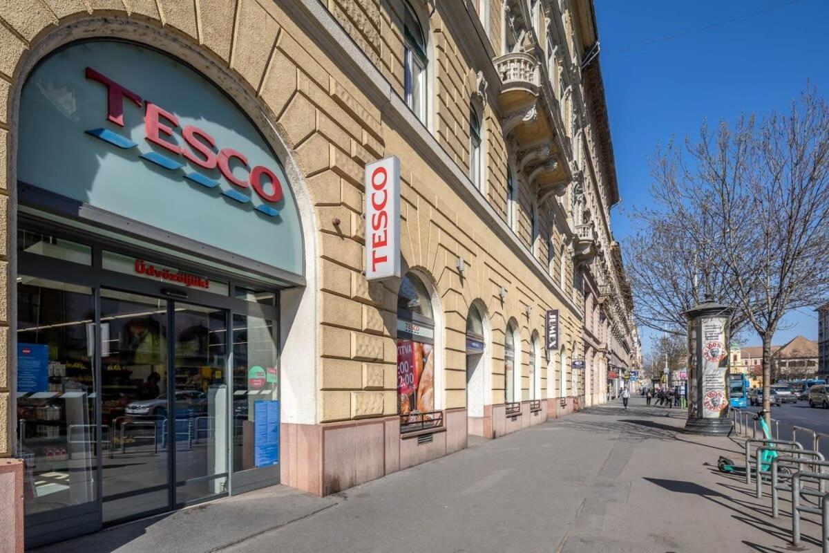 Central - New - Comfy Ac Studio Budapest Bagian luar foto