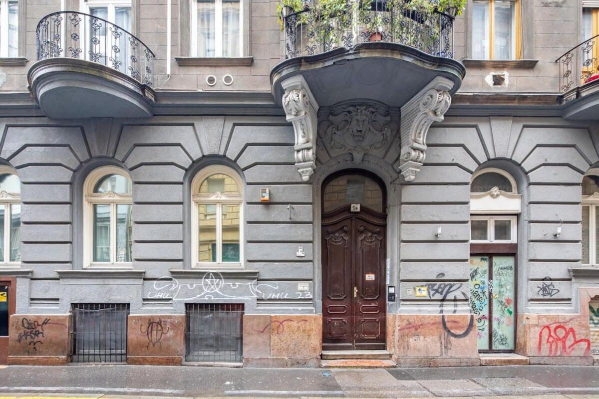Central - New - Comfy Ac Studio Budapest Bagian luar foto