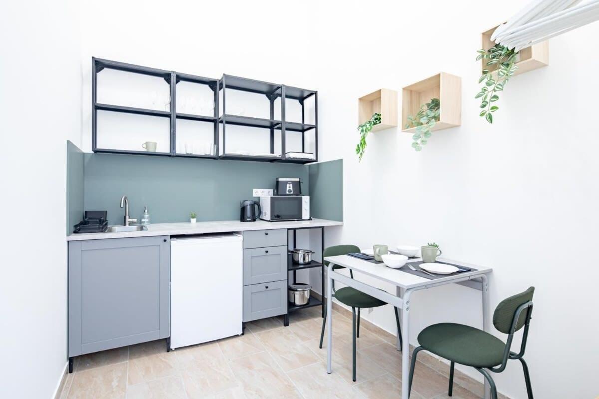 Central - New - Comfy Ac Studio Budapest Bagian luar foto